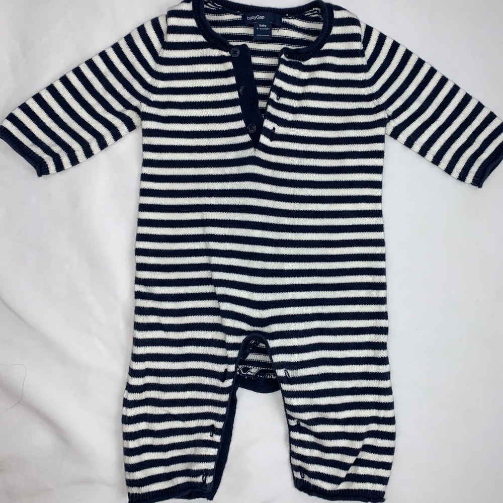Baby gap knit Sweater onesie